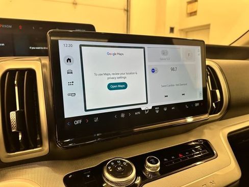 Certified 2025 Ford Expedition Max Active image 30