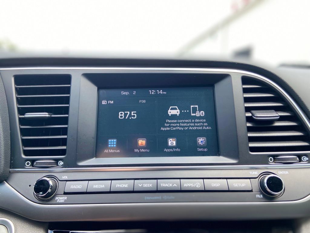 Used 2012 Hyundai Sonata Limited w/ Navigation Pkg FWD image 30