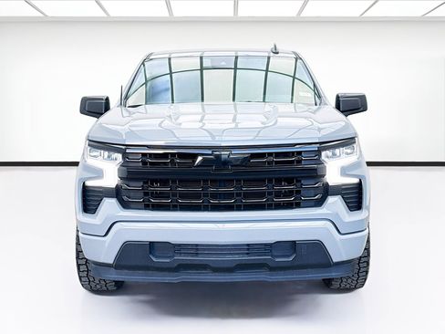 Used 2024 Chevrolet Silverado 1500 LT image 2