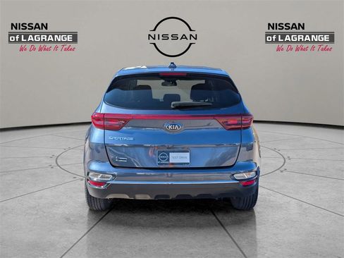 Used 2022 Kia Sportage LX image 6
