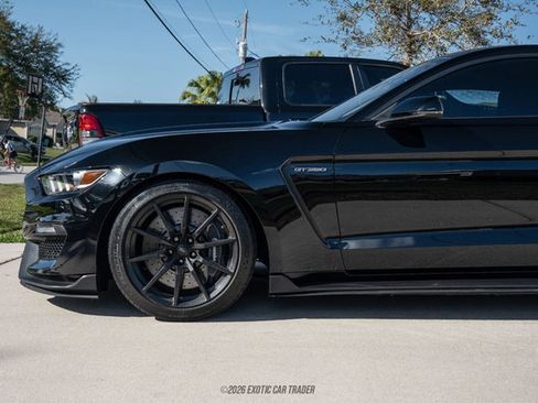 Used 2018 Ford Mustang Shelby GT350 w/ Electronics Package image 4