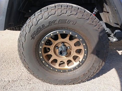 Used 2020 Jeep Gladiator Rubicon image 15