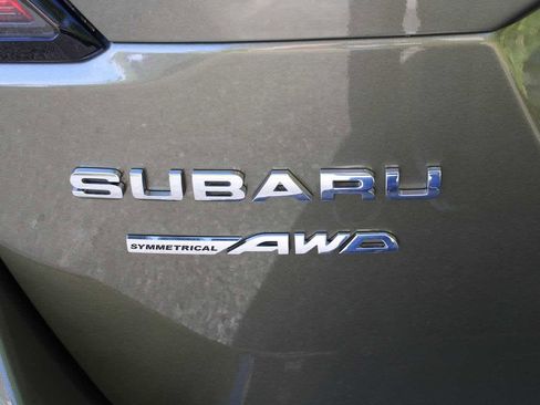Used 2025 Subaru Outback Premium image 8