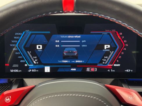 Used 2025 BMW M5 w/ Carbon Package image 21