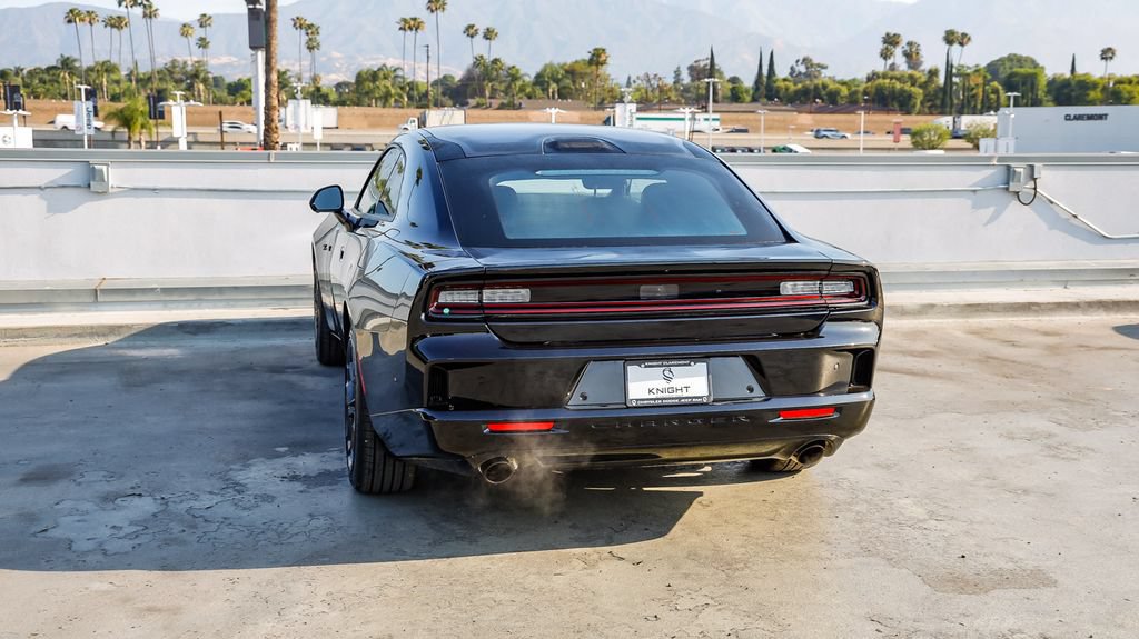 New 2026 Dodge Charger R/T AWD/4WD image 7