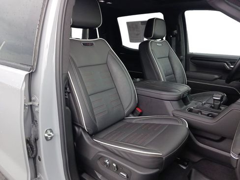 Used 2024 GMC Sierra 1500 AT4X AWD/4WD image 29