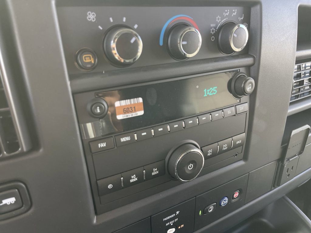 New 2025 GMC Savana 2500 Extended w/ Driver Convenience Package RWD image 13