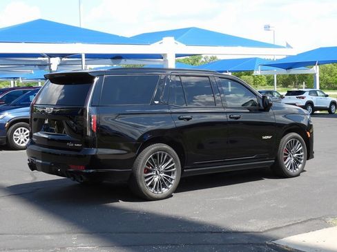 Used 2023 Cadillac Escalade V w/ LPO, Floor Liner Package image 52