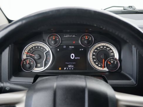 Used 2016 RAM 1500 Laramie w/ Convenience Group image 19