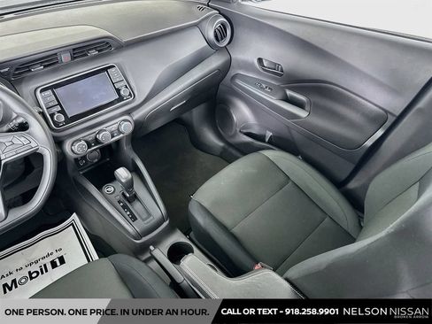 Certified 2025 Nissan Kicks Play S FWD image 21
