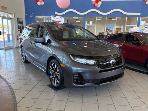 New 2026 Honda Odyssey Elite image 2