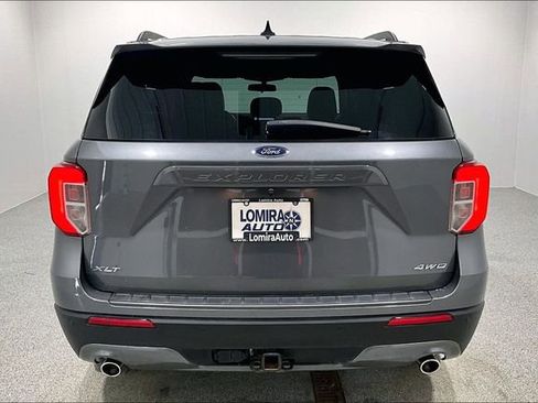 Used 2022 Ford Explorer XLT w/ XLT Sport Appearance Package image 6