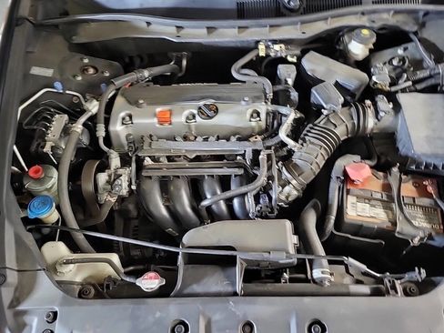 Used 2012 Honda Accord LX image 9