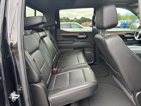 Used 2022 GMC Sierra 1500 Denali AWD/4WD image 16