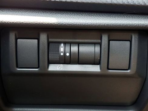 Used 2025 Subaru Crosstrek 2.5i Sport w/ Popular Package #4A image 35