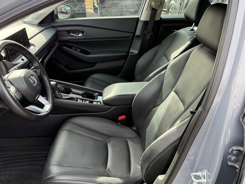 Used 2023 Honda Accord Touring image 13