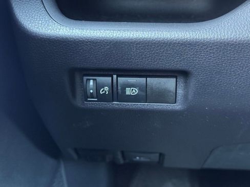 Certified 2025 Toyota RAV4 XLE AWD/4WD image 34
