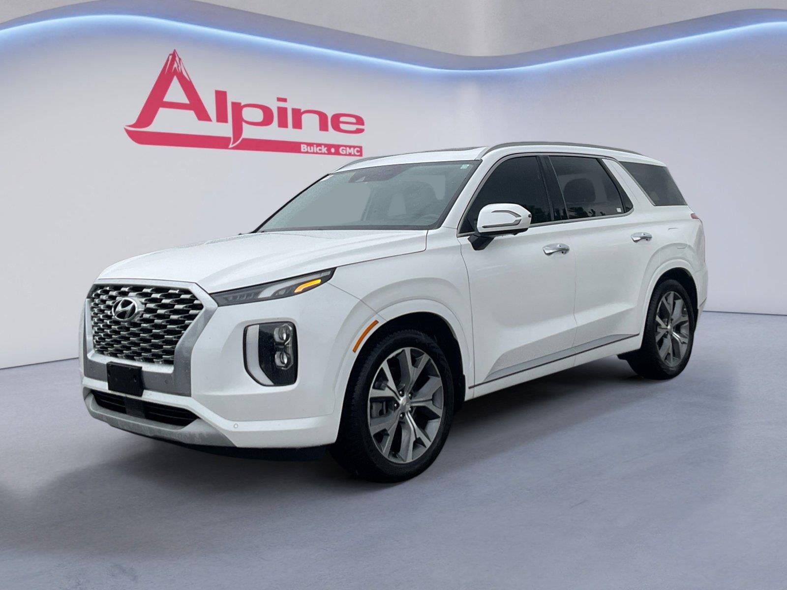 Used 2022 Hyundai Palisade Limited w/ Winter Package AWD/4WD image 1