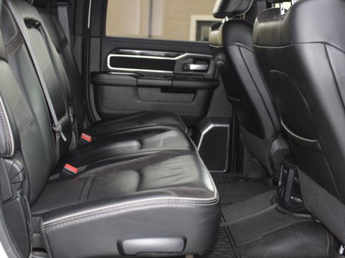 Used 2022 RAM 3500 Laramie image 17