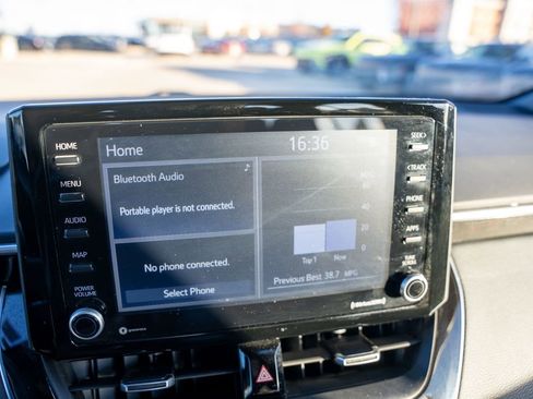 Used 2022 Toyota Corolla SE image 26