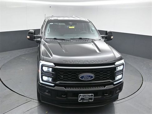 Used 2024 Ford F250 Lariat w/ Sport Appearance Package image 39