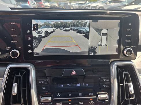 Used 2023 Kia Sorento SX Prestige w/ Panoramic Sunroof Package AWD/4WD image 19