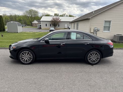 Used 2022 Mercedes-Benz CLA 250 4MATIC image 7