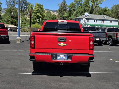 Used 2018 Chevrolet Silverado 1500 LT w/ All Star Edition AWD/4WD image 6