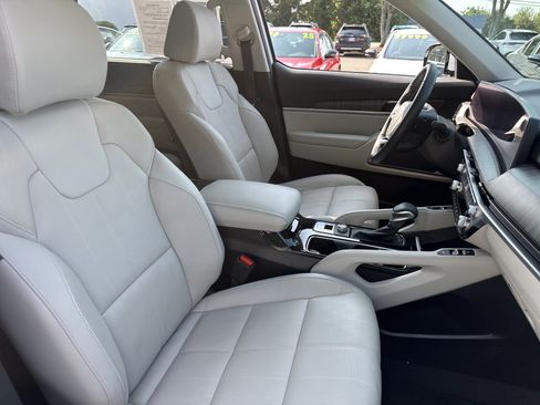 Used 2024 Kia Telluride SX w/ Towing Package FWD image 13