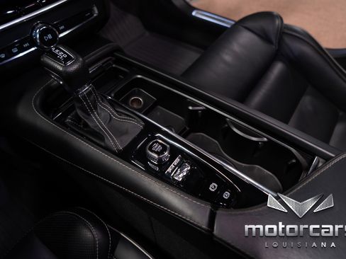 Used 2019 Volvo V90 T5 R-Design image 39