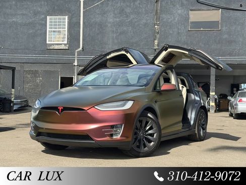 Used 2018 Tesla Model X 75D AWD/4WD image 31