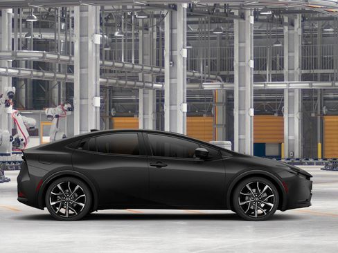 New 2026 Toyota Prius Plug-In Hybrid FWD image 12