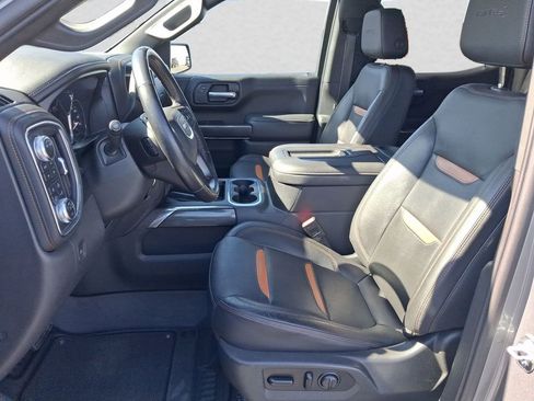 Used 2021 GMC Sierra 1500 AT4 w/ AT4 Value Package AWD/4WD image 9