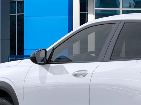 New 2026 Chevrolet Trax RS w/ Driver Confidence Package image 36