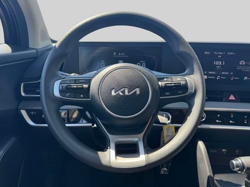 Used 2024 Kia Sportage LX AWD/4WD image 14