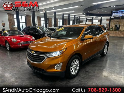 Used 2018 Chevrolet Equinox LT image 1