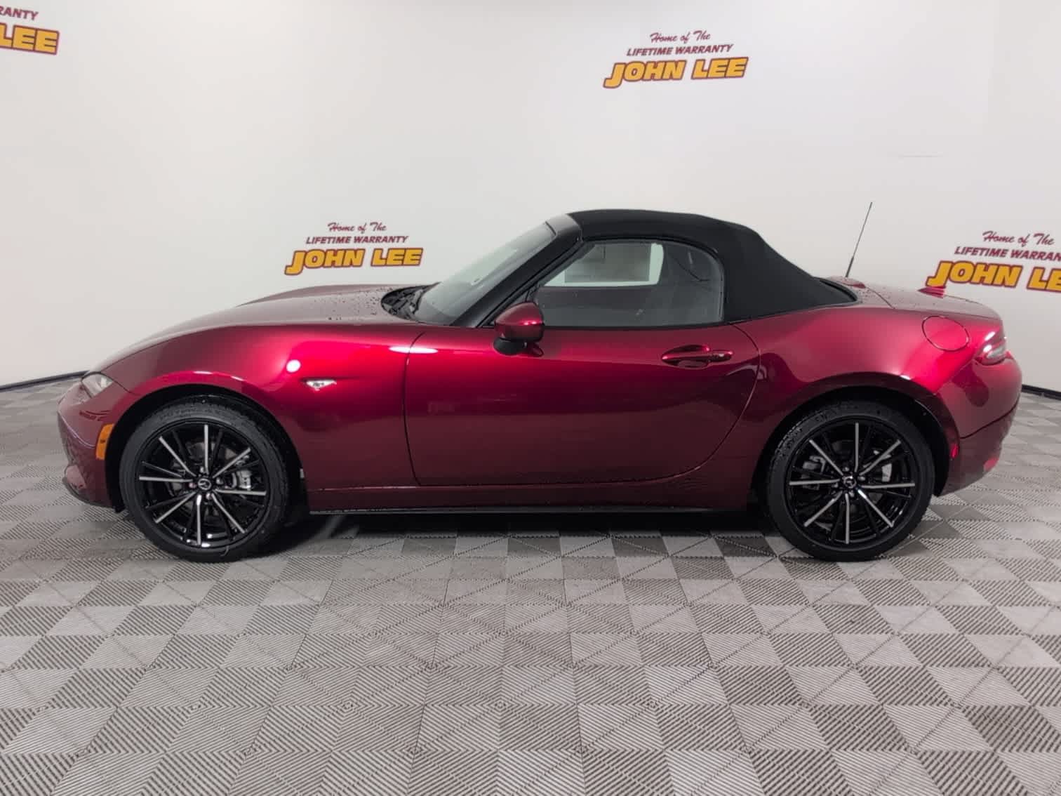 New 2026 MAZDA MX-5 Miata Grand Touring RWD image 2