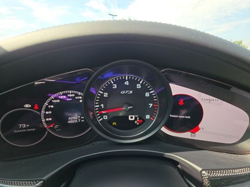 Used 2019 Porsche Panamera GTS AWD/4WD image 18