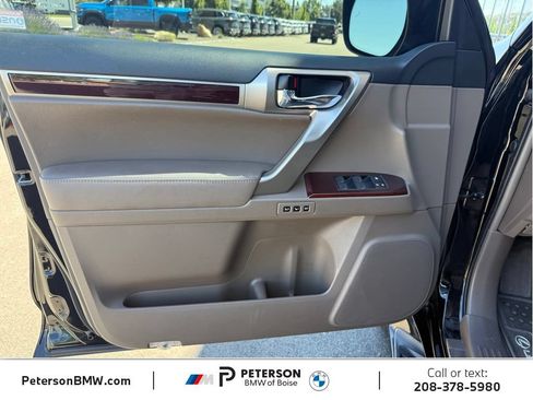 Used 2018 Lexus GX 460 Premium AWD/4WD image 15