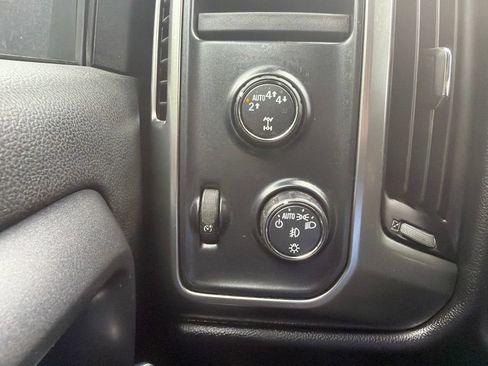 Used 2017 Chevrolet Silverado 1500 LT w/ All Star Edition AWD/4WD image 22