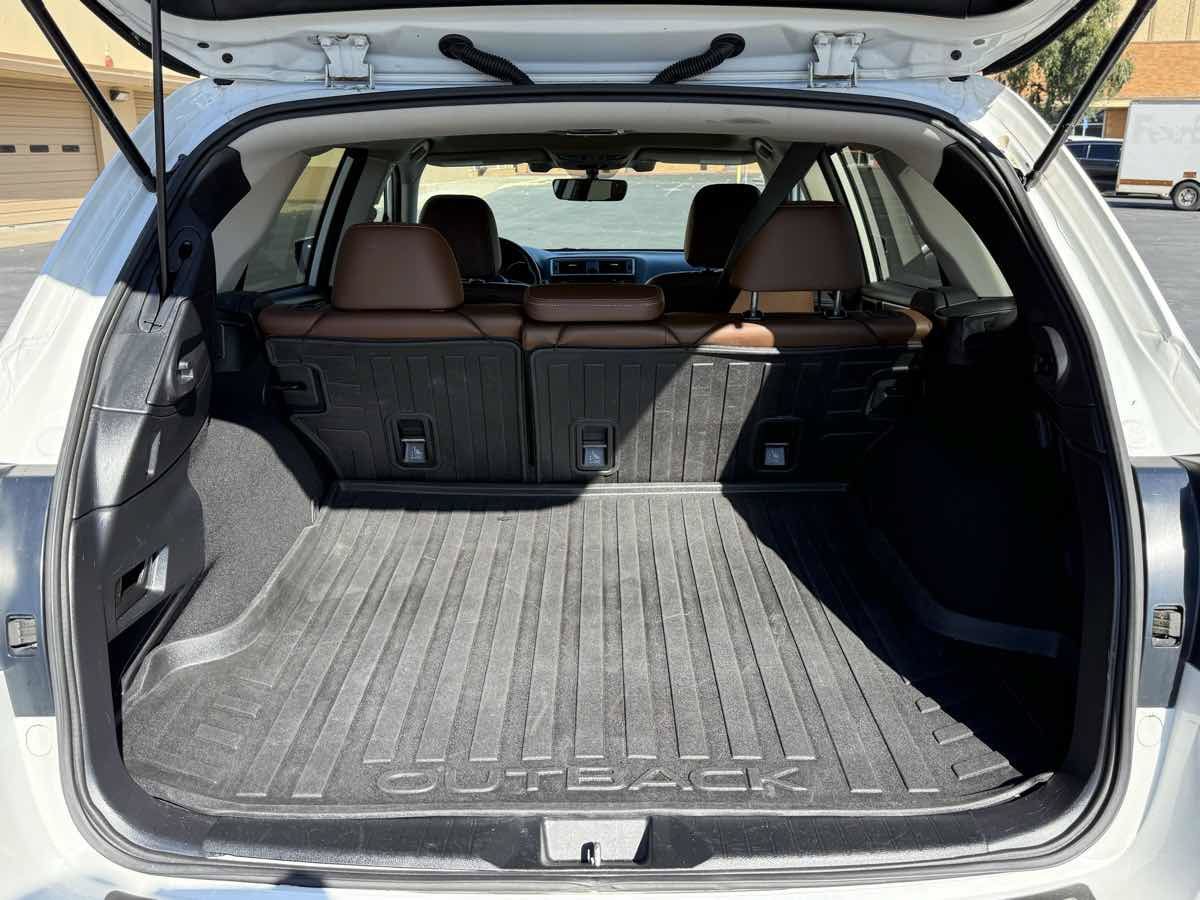 Used 2017 Subaru Outback 3.6R Touring w/ Popular Package #5A AWD/4WD image 26