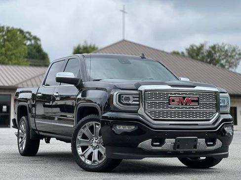 Used 2017 GMC Sierra 1500 Denali w/ Denali Ultimate Package AWD/4WD image 3