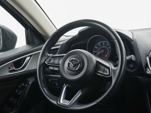 Used 2017 MAZDA MAZDA3 Touring FWD image 14