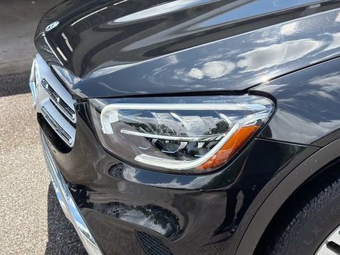 Used 2020 Mercedes-Benz GLC 300 image 9
