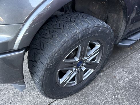 Used 2020 Ford F150 XLT w/ Equipment Group 302A Luxury image 8