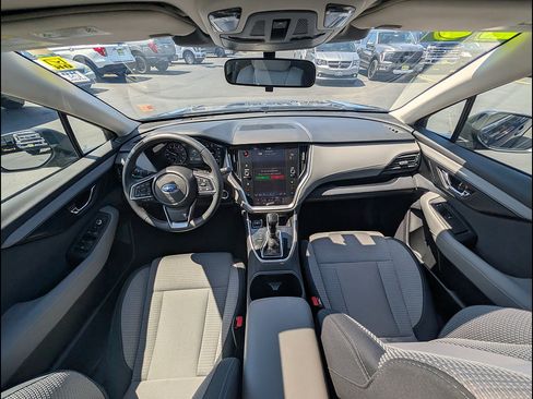 Used 2025 Subaru Outback Premium AWD/4WD image 13