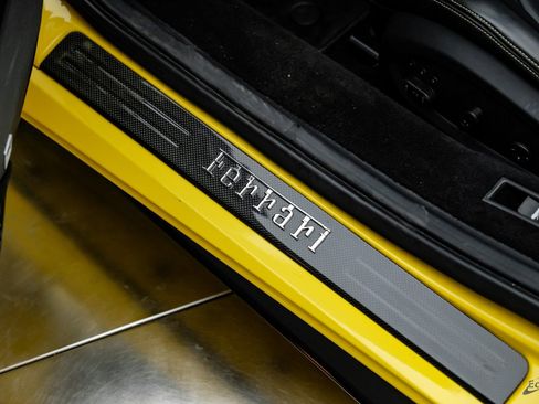 Used 2017 Ferrari 488 Spider image 57