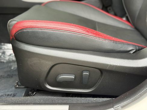 Used 2015 Subaru WRX STI Limited image 28