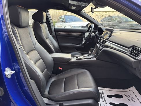 Used 2022 Honda Accord Sport image 19