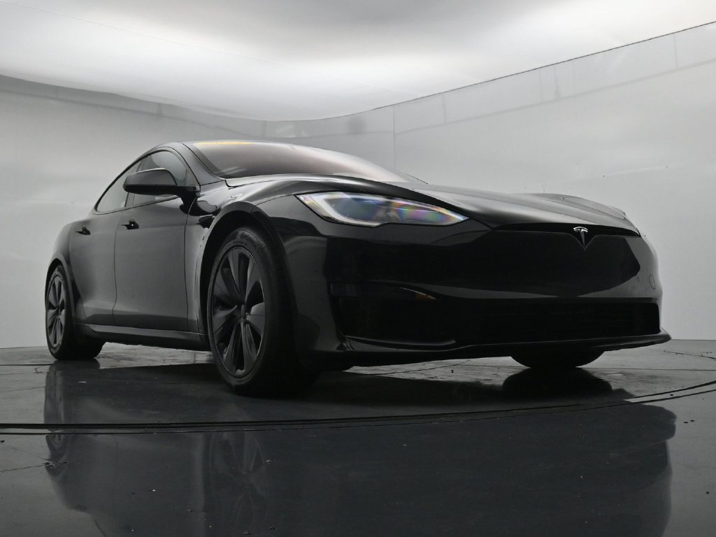 Used 2022 Tesla Model S AWD/4WD image 33